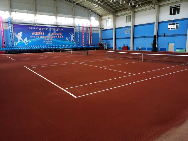 紅土網(wǎng)球場(chǎng)有哪些優(yōu)勢(shì)