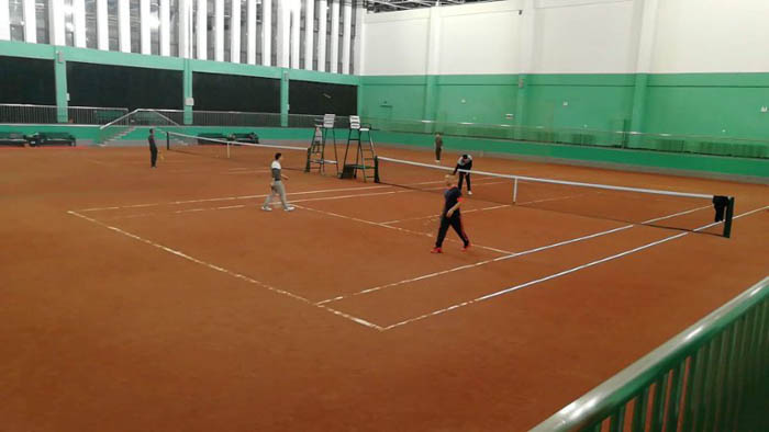 國內(nèi)紅土網(wǎng)球場建設(shè)專業(yè)廠家找華蒙運(yùn)動(dòng)場地修建有限公司